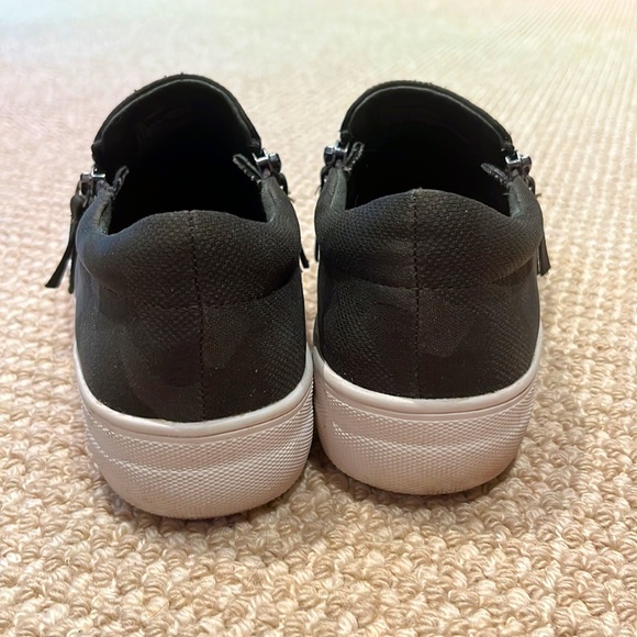 Steve Madden camouflage slip-on sneakers with zip - Picture 2 of 5